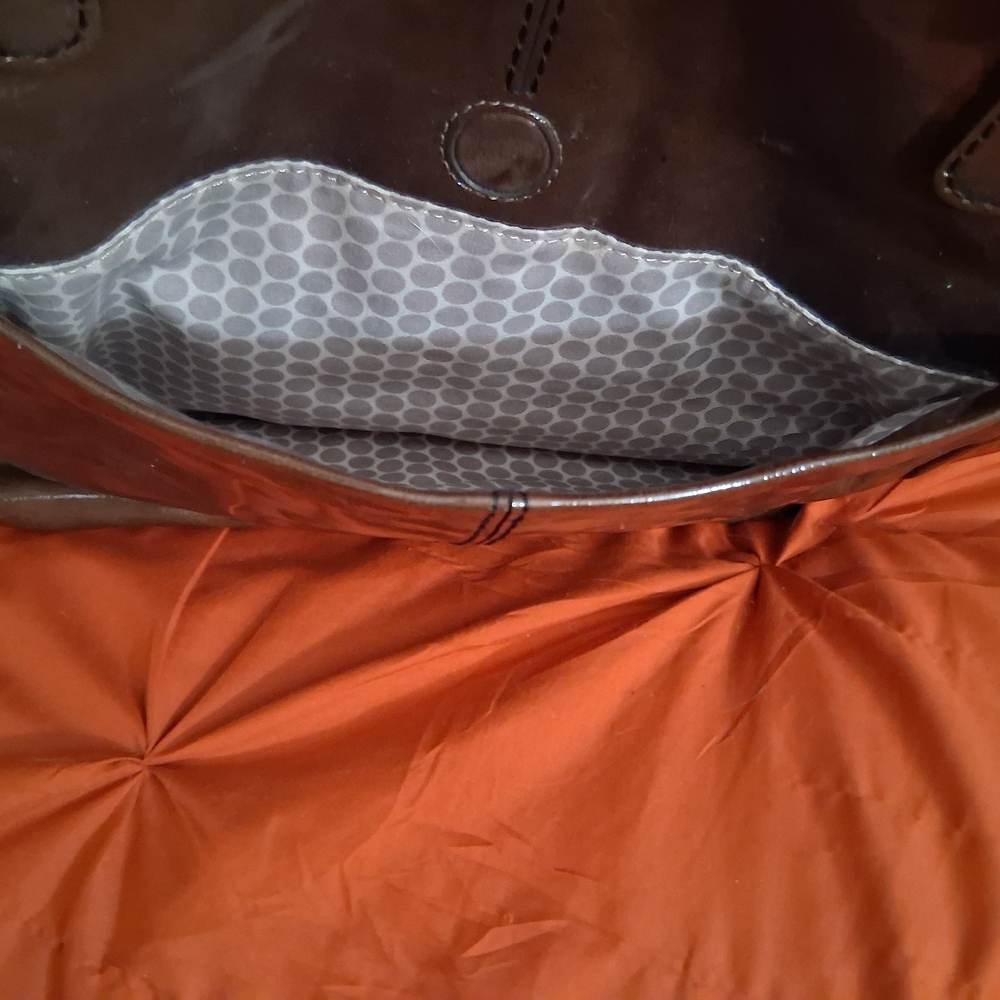 Vintage Brighton Shiny Brown Tote with Silver Accents - Picture 11 of 13